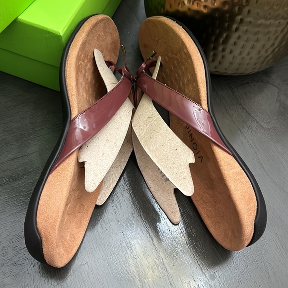 Vionic Women's Bella II Toe Post Sandal - Picture 10 of 10